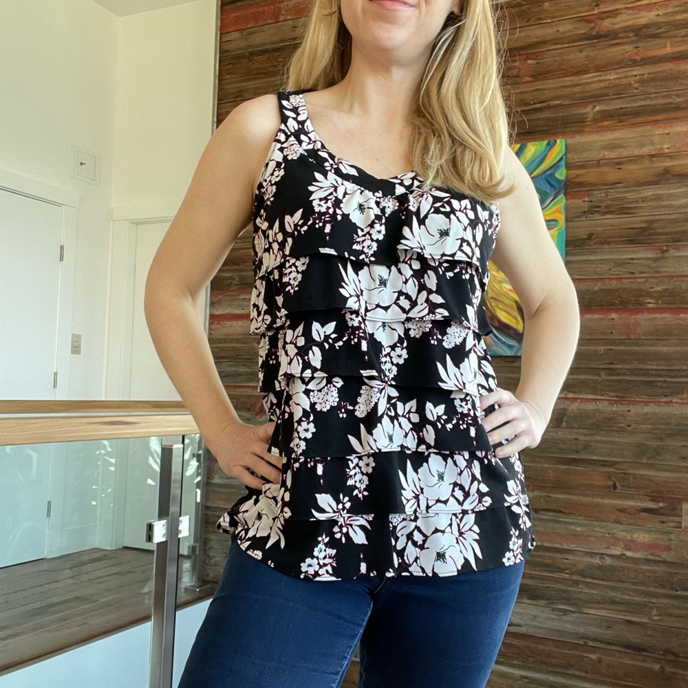 CLEO Floral Sleeveless Women's Top with Ruffles Black, White and Pink